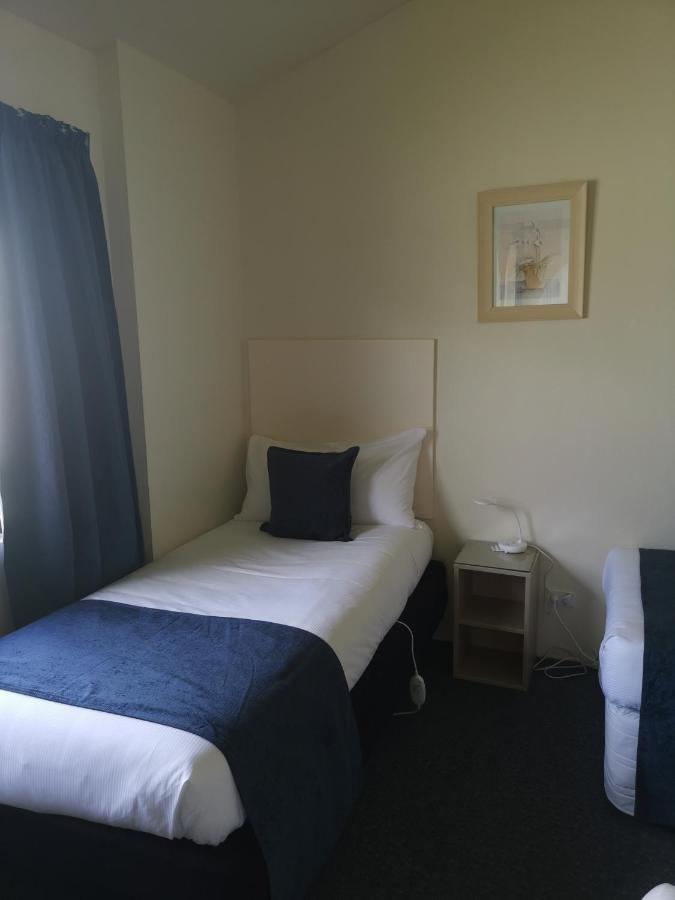 Captains Quarters Motor Inn ケンブリッジ エクステリア 写真
